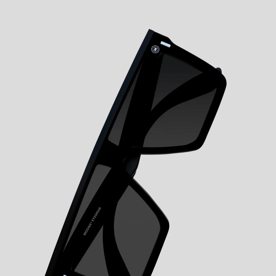 MOONX TREND SETTER – Polarised Rectangular Luxury Sunglasses (Unisex)