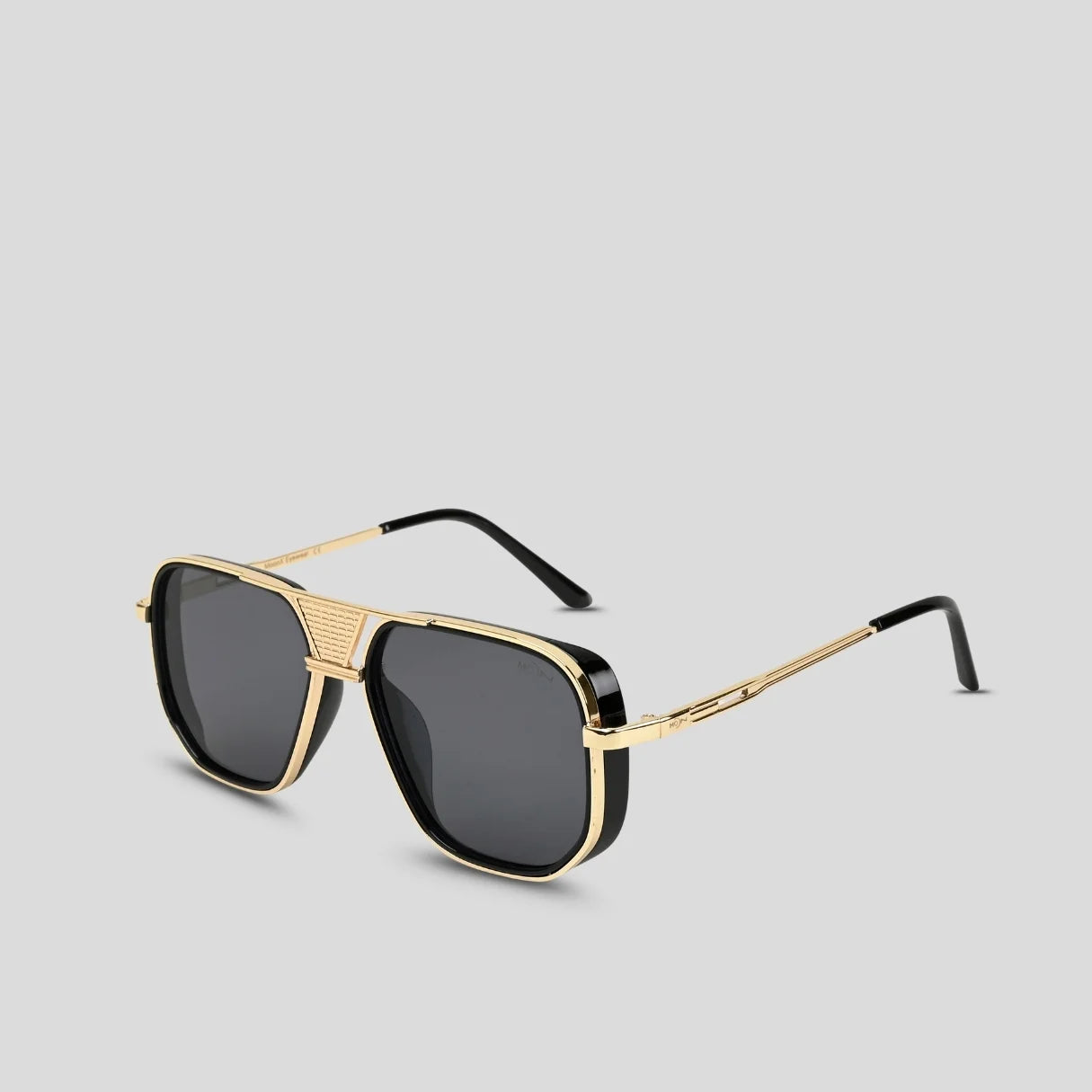 MOONX REAL NOVA S2 – UV400 Aviator Metal Frame Sunglasses (Unisex)