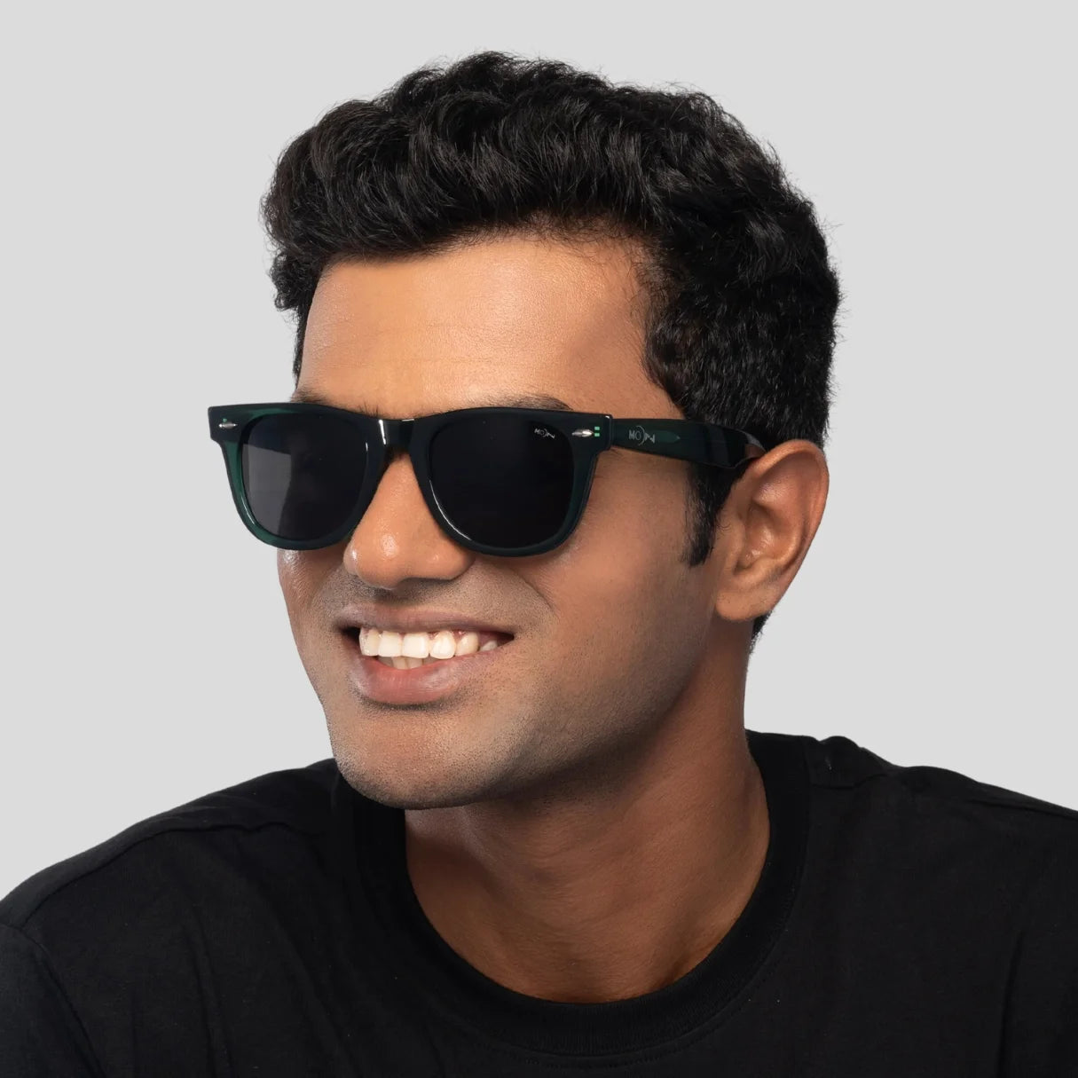 MOONX STARSHIP S6 – UV400 Wayfarer Sunglasses (Unisex)