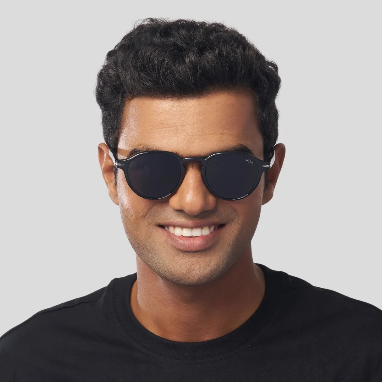 MOONX MARTIAN – Polarised Round Frame Sunglasses (Unisex)