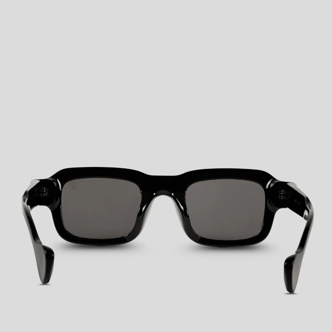 MOONX NEBULA S1 – UV400 Modern Classic Luxury Sunglasses (Unisex)