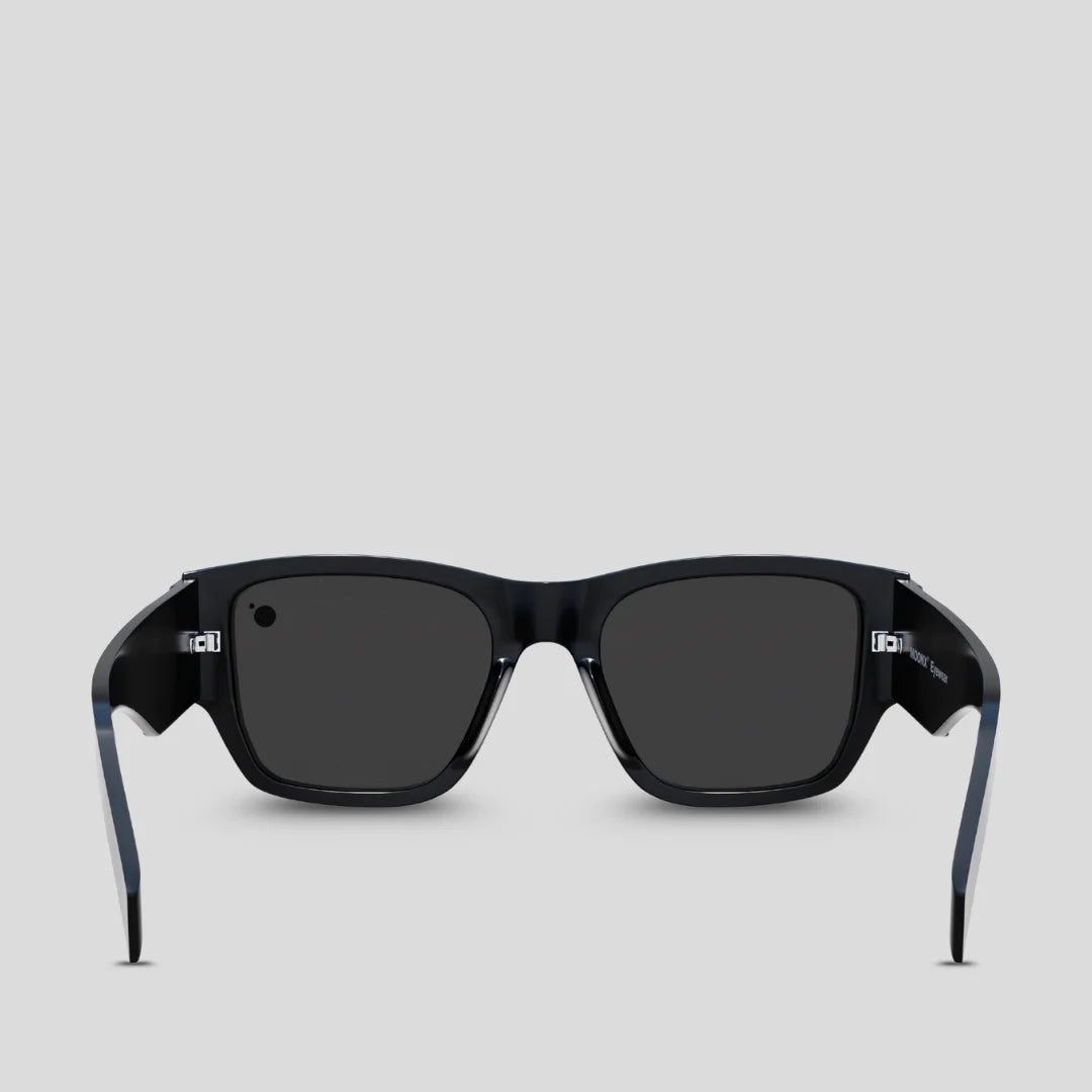MOONX STORM – UV400 Bold Sunglasses (Unisex)