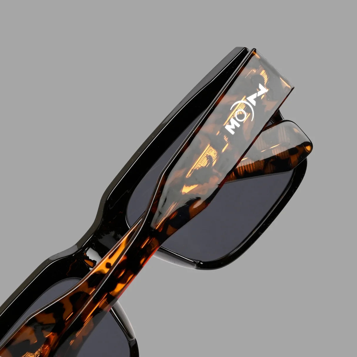MOONX SUPERMOON S7 – UV400 Rectangular Frame Sunglasses (Unisex)