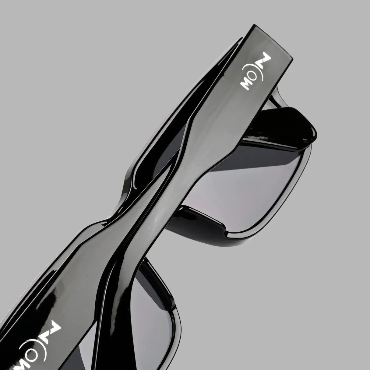 MOONX SUPERMOON S1 – UV400 Rectangular Frame Sunglasses (Unisex)