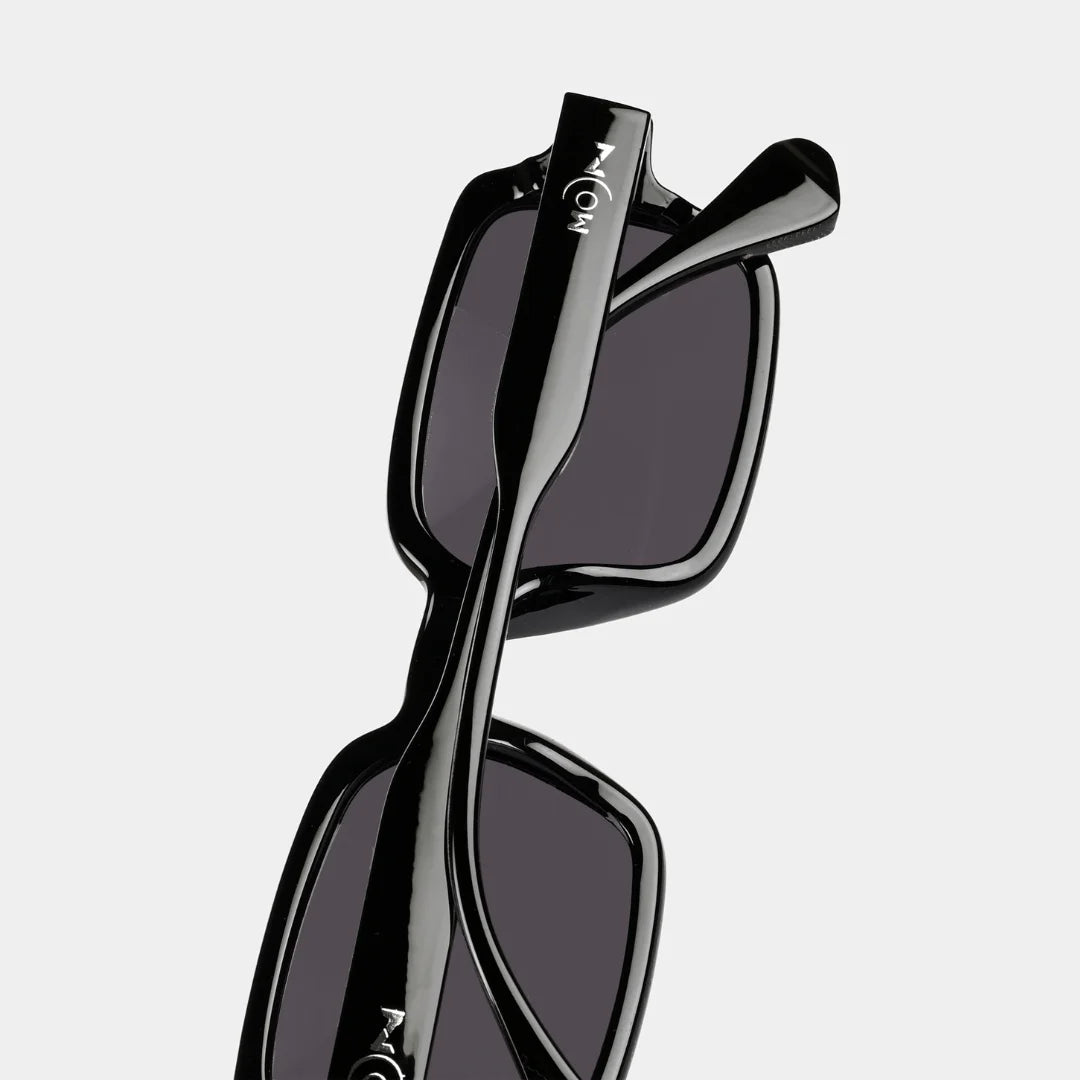 MOONX SELENE S1 – UV400 Square Lifestyle Sunglasses (Unisex)