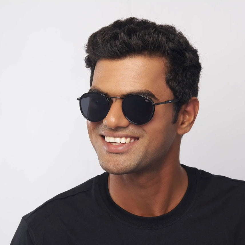 MOONX CLASSIC LUNAR – Polarised Round Inspired-Design Sunglasses (Unisex)