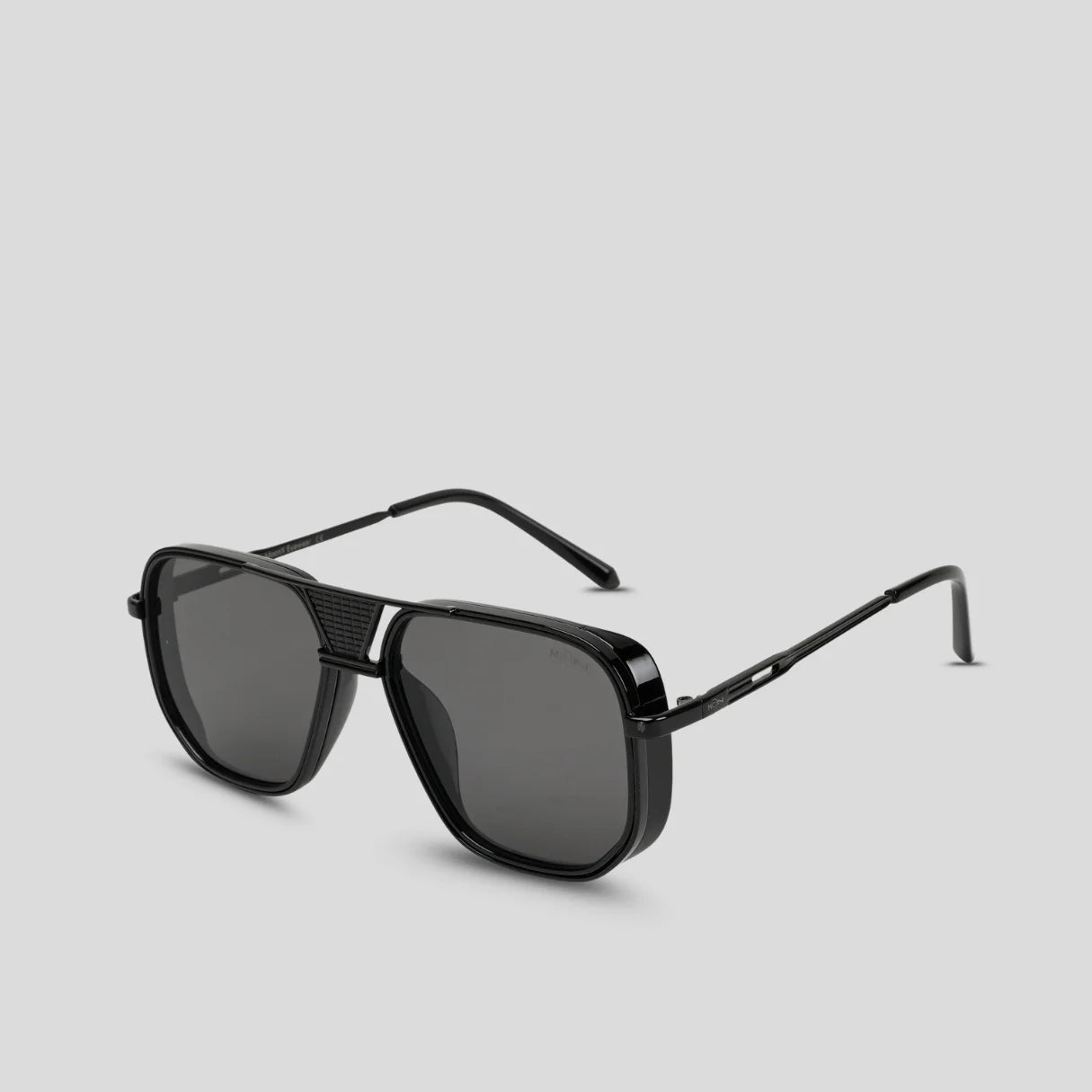 MOONX REAL NOVA S1 – UV400 Aviator Metal Frame Sunglasses (Unisex)
