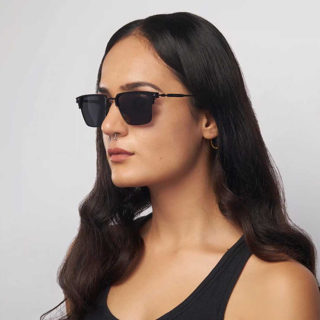 MOONX CLUB – Polarised Rectangular Metal Sunglasses (Unisex)