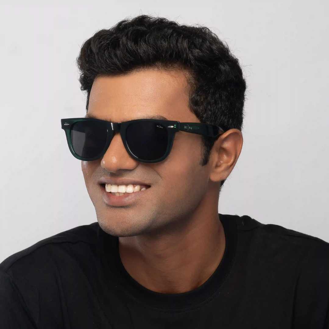 MOONX STARSHIP S6 – UV400 Wayfarer Sunglasses (Unisex)