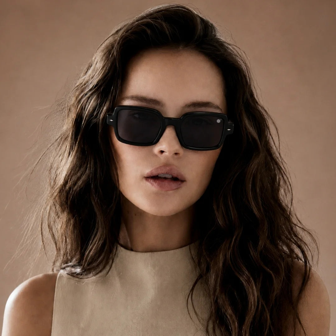 MOONX SELENE S1 – UV400 Square Lifestyle Sunglasses (Unisex)