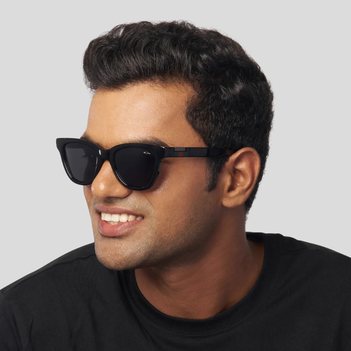 MOONX CLASSIC TITANS – Polarized Cat-Eye Sunglasses (Unisex)