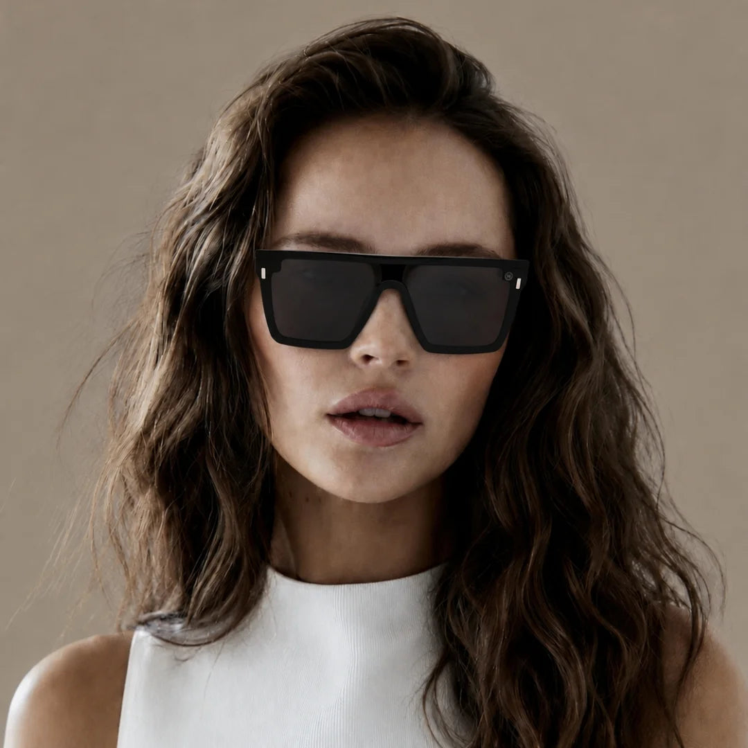 MOONX TREND SETTER – Polarised Rectangular Luxury Sunglasses (Unisex)