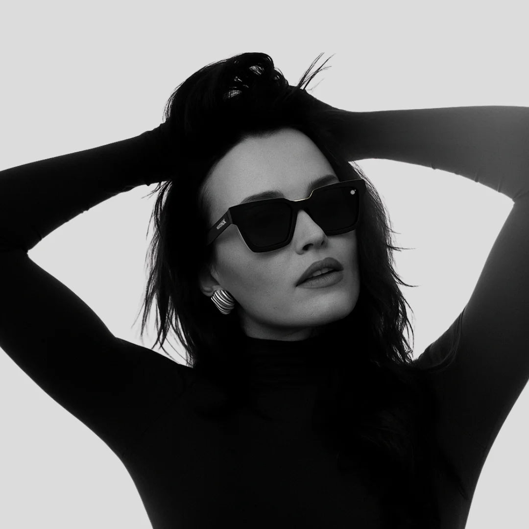 MOONX THE UNIVERSE - UV400 Wayfarer Sunglasses (Unisex)