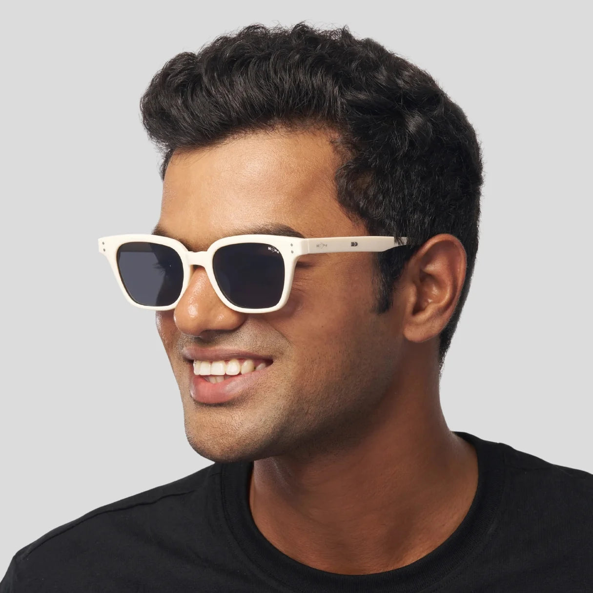 MOONX MAGNETIC S1 – UV400 Edgy Cat‑Eye Sunglasses (Unisex)