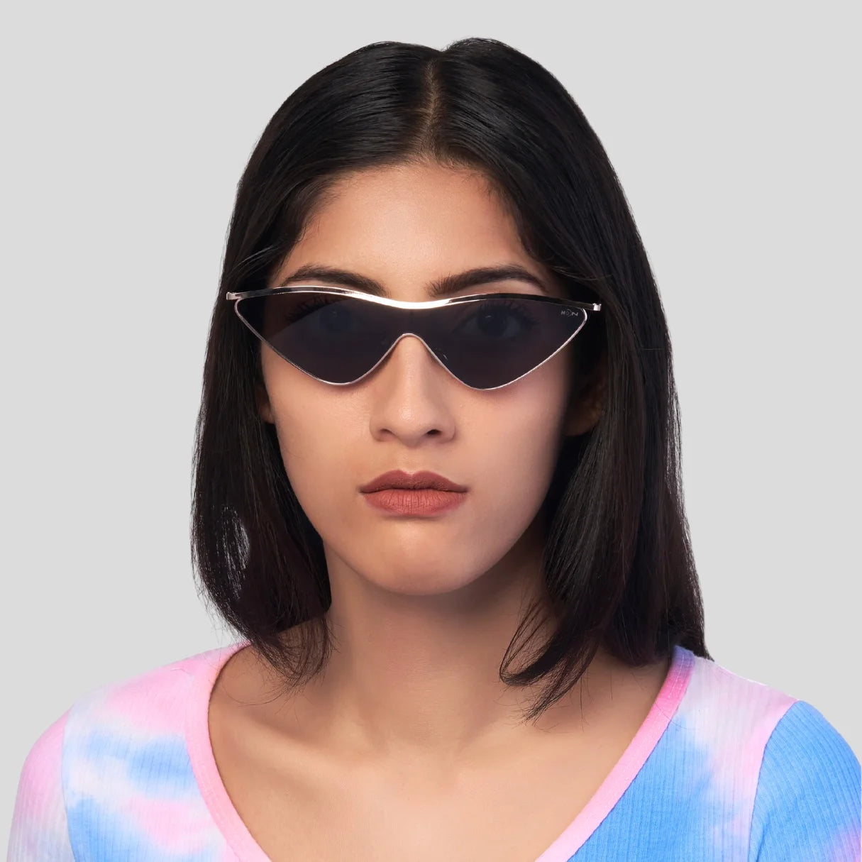 MOONX TRIANGLE – UV400 Premium Metal Frame Sunglasses (Women)