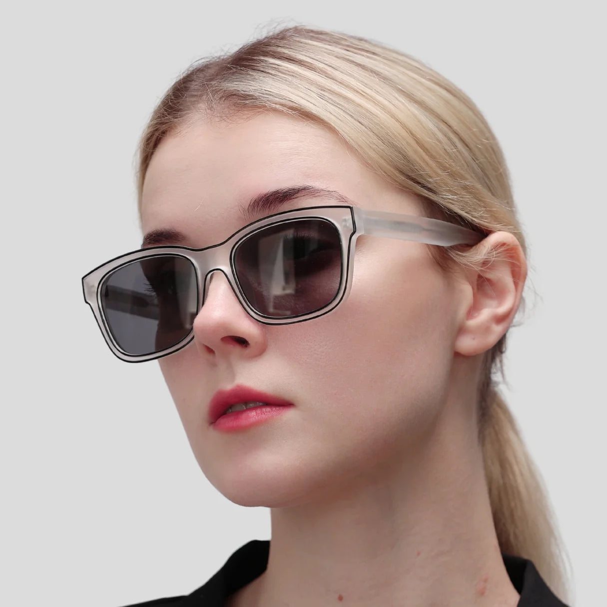 MOONX MARE S7 – UV400 Rectangular Sunglasses (Unisex)