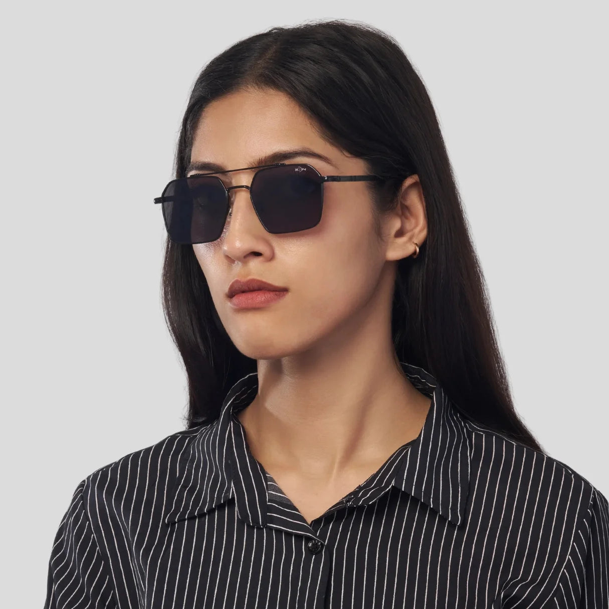 MOONX RISE S1 – UV400 Rectangular Metal Frame Sunglasses (Unisex)